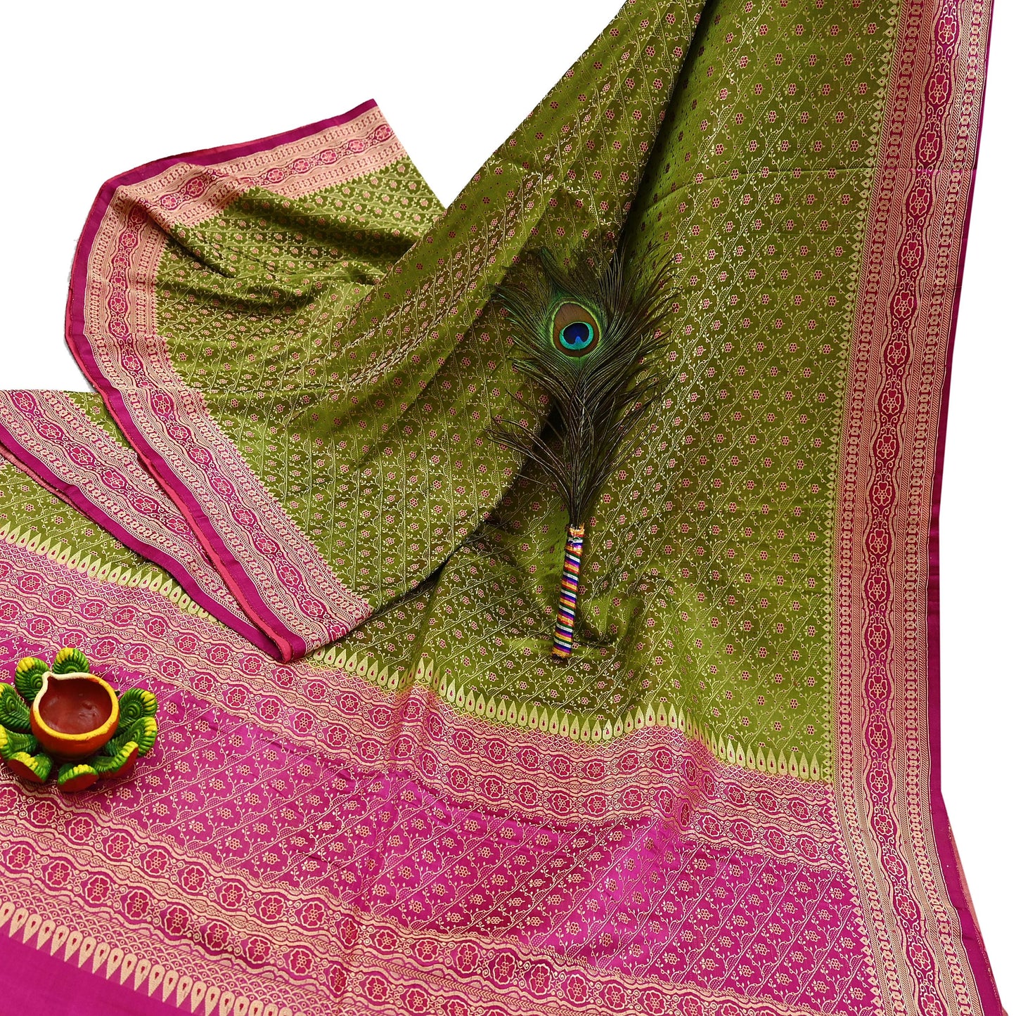 Indian Vintage Sari Purple & Green Heavy Pure Satin Silk Woven Banarasi Tanchoi Saree 5Yd Ethnic Craft Fabric Upcycle Bridal Heavy Sarees