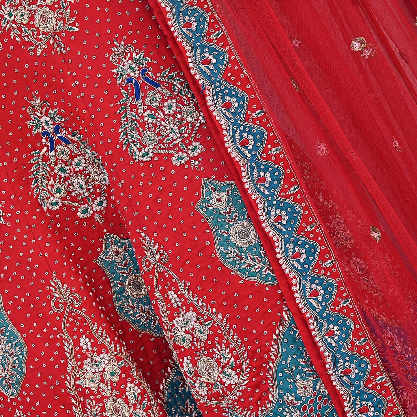Vintage Anamika Khanna Red Satin Silk Net Hand Embroidered Lehenga Dupatta 2pc Set Zardozi Bridal Wear Indian Wedding Couture Outfit