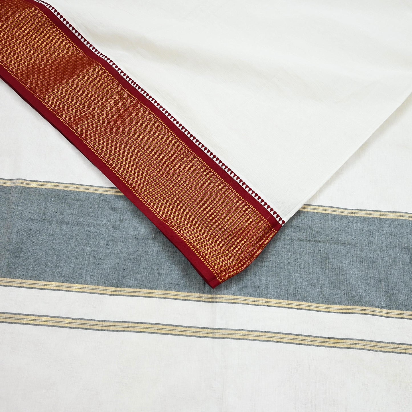 Vintage Bengali Traditional Saree Handwoven Pure Cotton Off White Red & Golden Border Ethnic Gift for Christmas