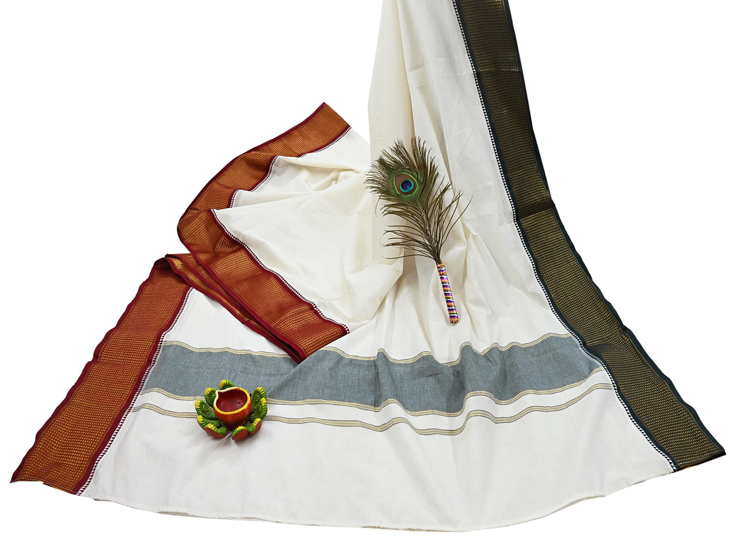 Vintage Bengali Traditional Saree Handwoven Pure Cotton Off White Red & Golden Border Ethnic Gift for Christmas