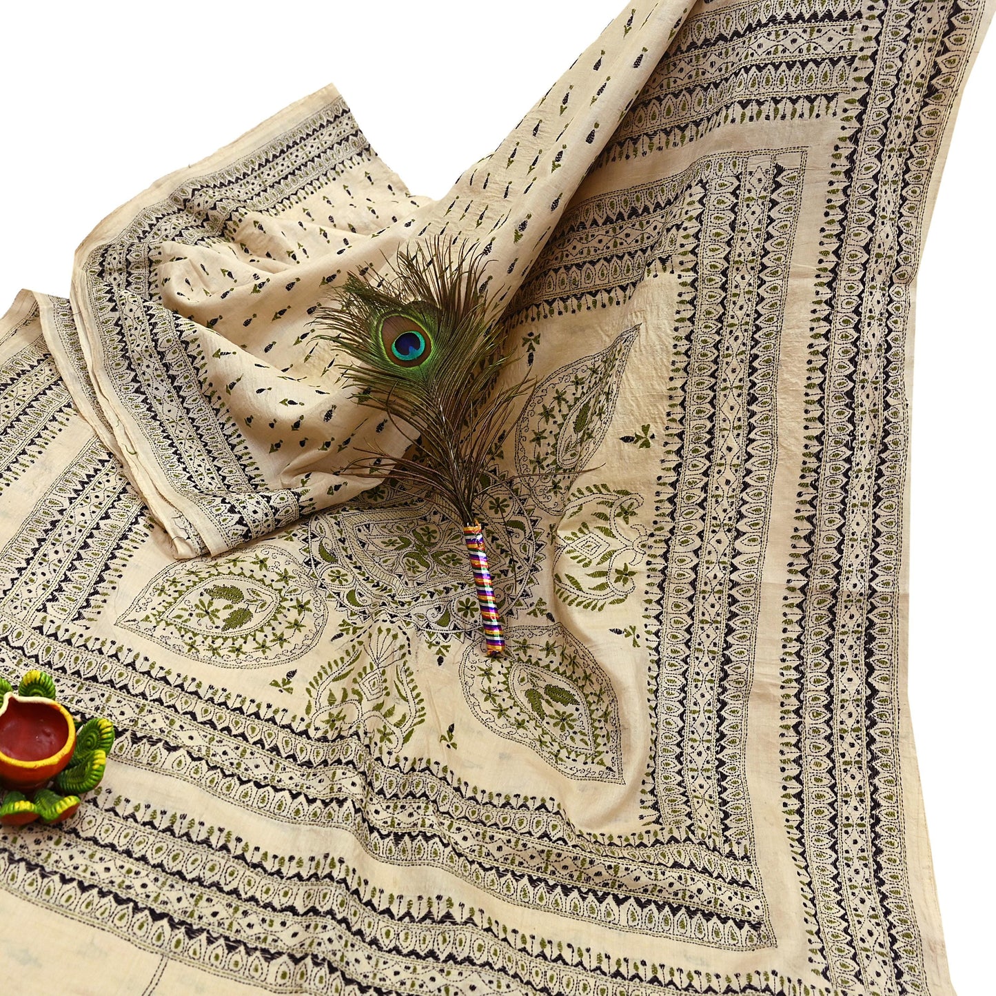 Indian Vintage Ivory Saree 100% Pure Silk Hand Embroidered Kantha Sari Fabric 5Yd Sewing Floral Sequin