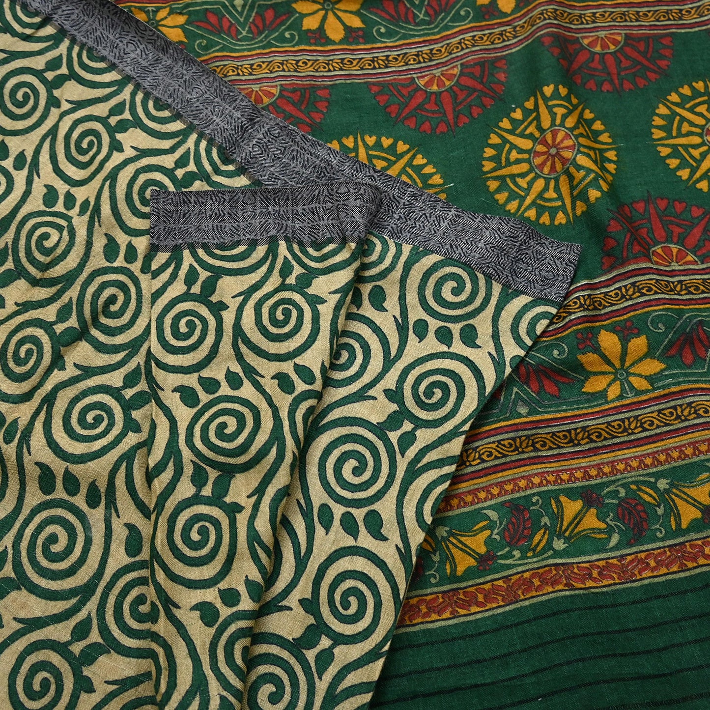 Vintage Beige Green Wool Saree Indian Pure Wool Floral Woven Fabric 6 Yard Soft Warm Craft Material for Winter Dressmaking & Sewing