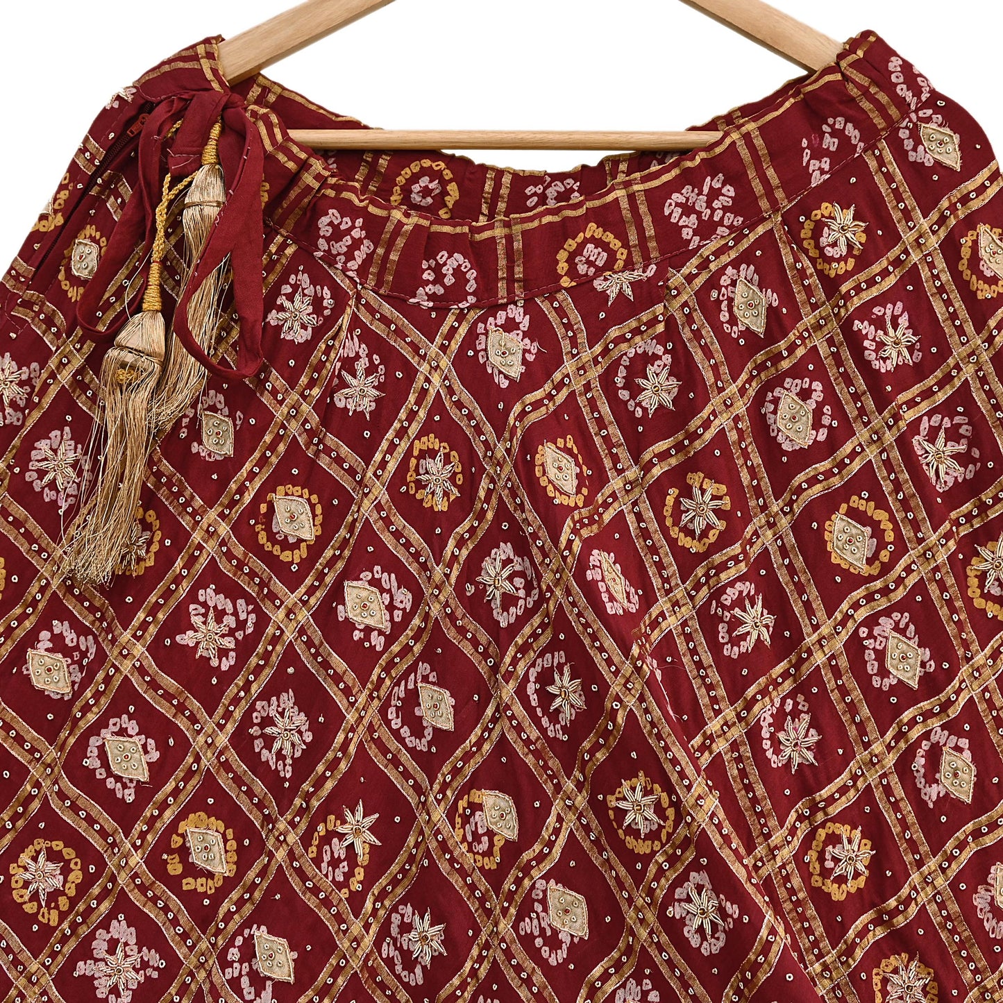 Indian Vintage Heavy Wedding Maroon Pure Cotton Hand Embroidered Bandhani Gharchola Lehenga/Skirt Bridal Wear Zardozi/ Dabka, Zari