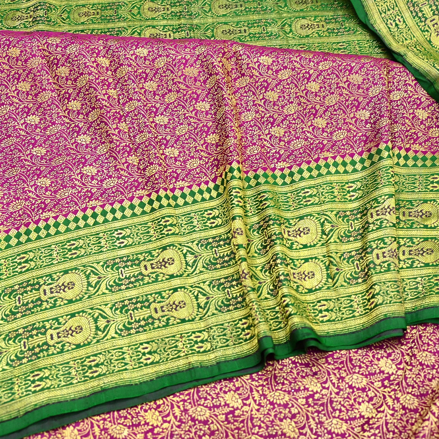 Vintage Banarasi Silk Saree Rani Pink Green Heavy Satin Silk Brocade Fabric Golden Zari Bridal Wedding Crafting 5 Yard