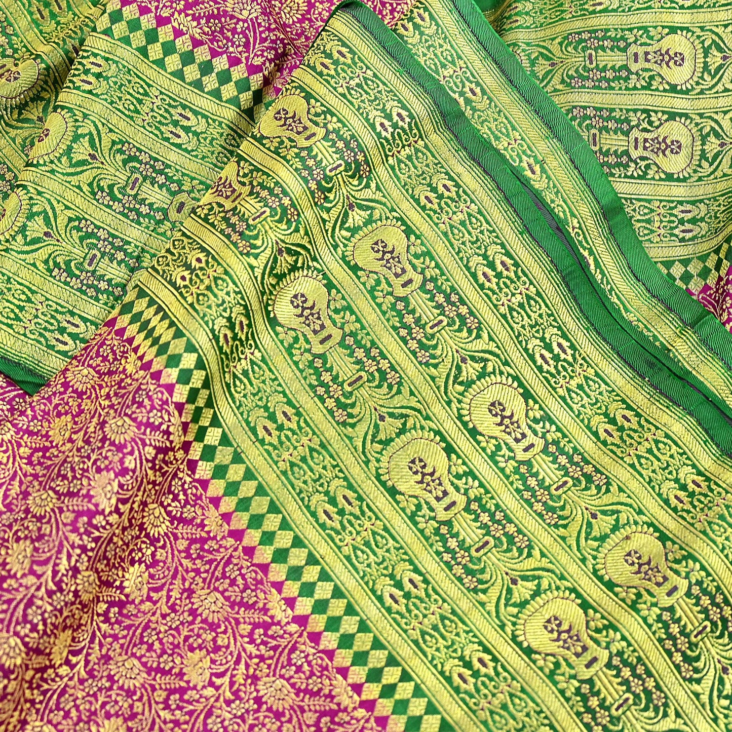 Vintage Banarasi Silk Saree Rani Pink Green Heavy Satin Silk Brocade Fabric Golden Zari Bridal Wedding Crafting 5 Yard
