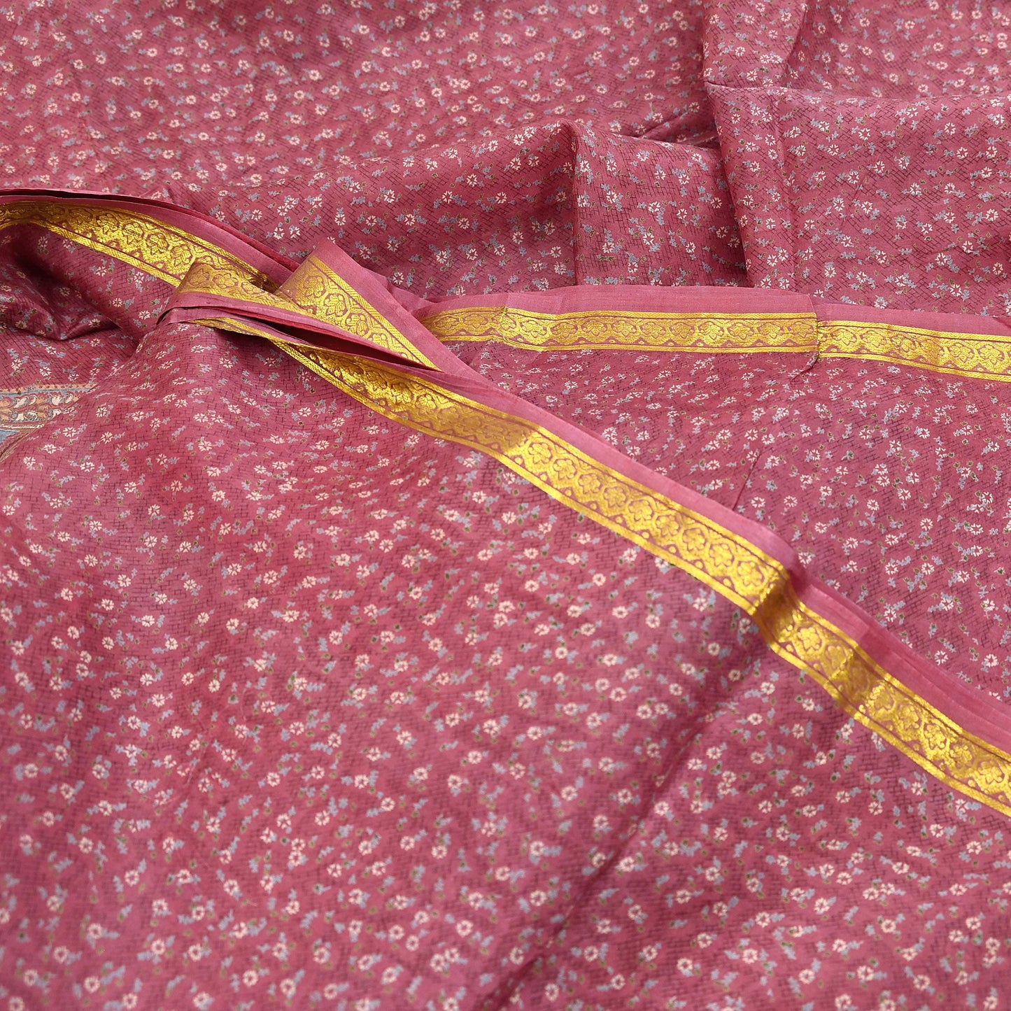 Vintage Pink Pure Silk Saree Indian Printed Silk Fabric 6 Yards Boho Craft Material for Sewing, Quilting, Dressmaking, Upcycling