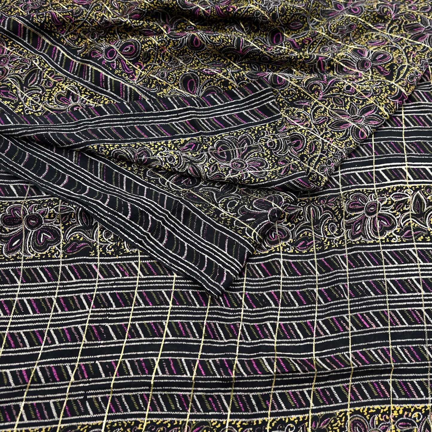 Indian Vintage Black Pure Silk Saree Fabric Floral Print Craft Silk Upcycled Sewing Material Quilting, Dressmaking, Boho Textile 5 Yards