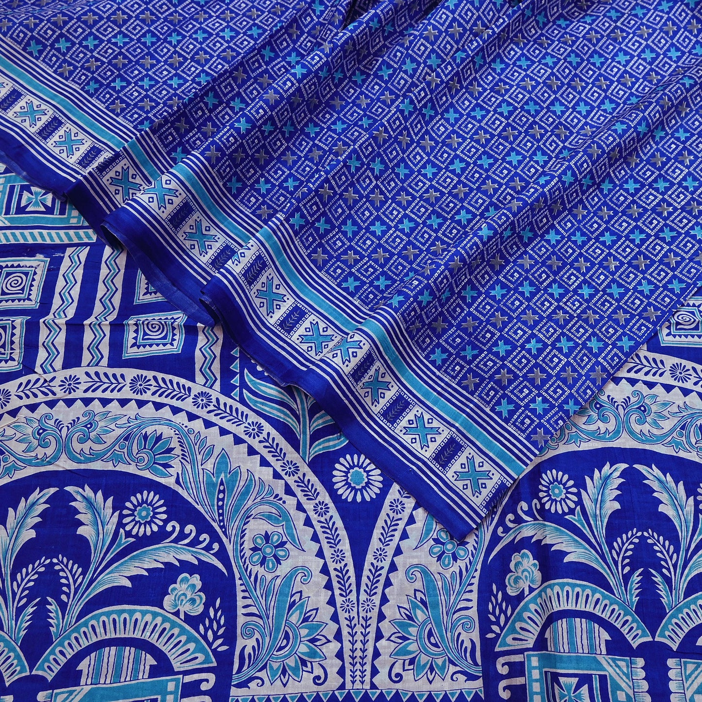 Vintage Blue Pure Silk Saree Indian Printed Floral Silk Fabric 5 Yard Soft Sewing Material for Dressmaking, Quilting & Crafts