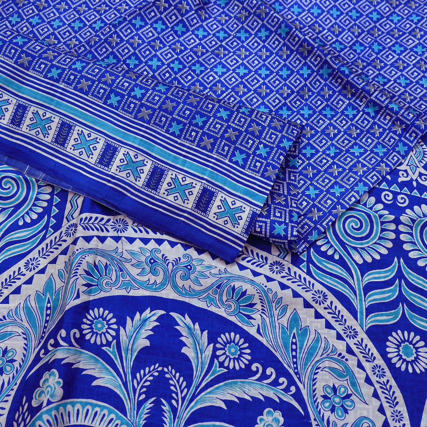 Vintage Blue Pure Silk Saree Indian Printed Floral Silk Fabric 5 Yard Soft Sewing Material for Dressmaking, Quilting & Crafts