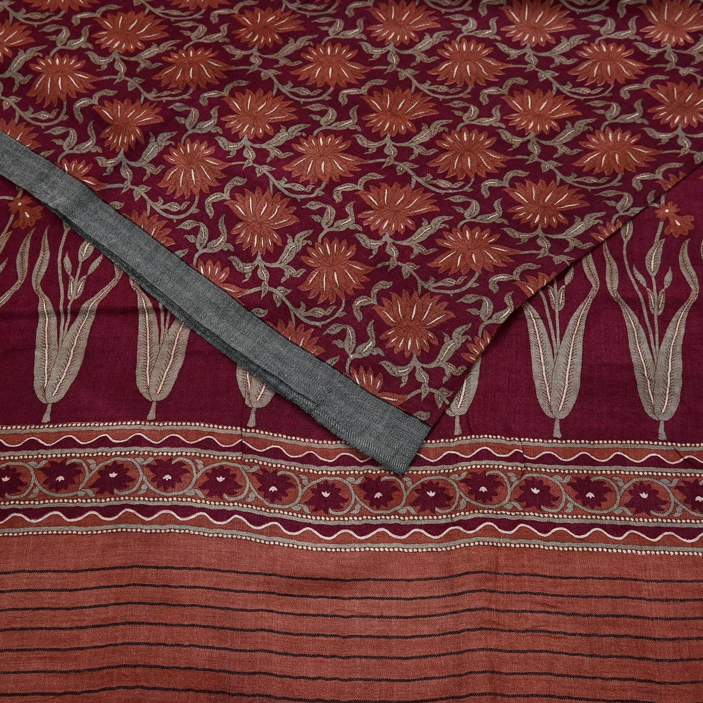 Vintage Maroon Brown Wool Saree Indian Pure Wool Floral Woven Fabric 5 Yard Soft Warm Craft Material for Winter Dressmaking & Sewing