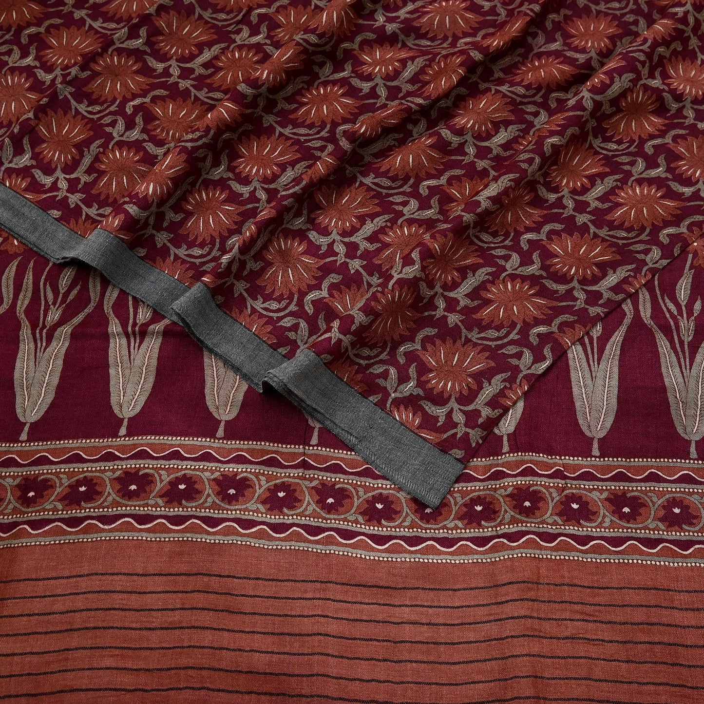 Vintage Maroon Brown Wool Saree Indian Pure Wool Floral Woven Fabric 5 Yard Soft Warm Craft Material for Winter Dressmaking & Sewing