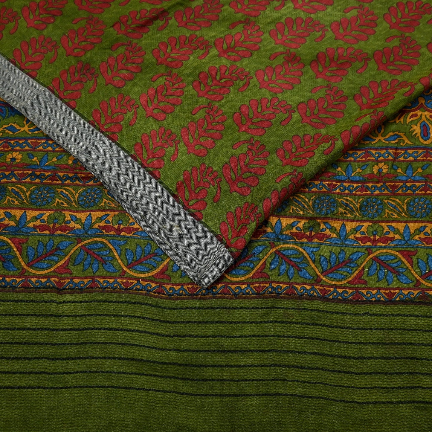 Vintage Green Wool Saree Indian Pure Wool Floral Woven Fabric 5 Yard Soft Warm Winter Textile for Dressmaking & Sewing Crafts