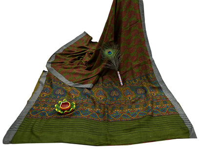 Vintage Green Wool Saree Indian Pure Wool Floral Woven Fabric 5 Yard Soft Warm Winter Textile for Dressmaking & Sewing Crafts