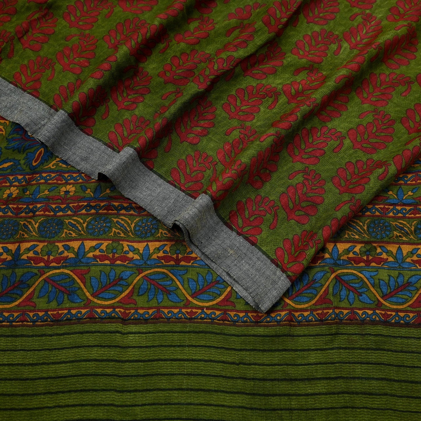 Vintage Green Wool Saree Indian Pure Wool Floral Woven Fabric 5 Yard Soft Warm Winter Textile for Dressmaking & Sewing Crafts