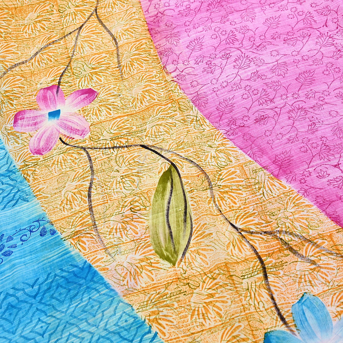 Indian Vintage PInk & Blue Pure Crepe Silk Saree Floral Print 5 Yards Soft Sewing Fabric for Dressmaking, Quilting, Crafting Upcycling