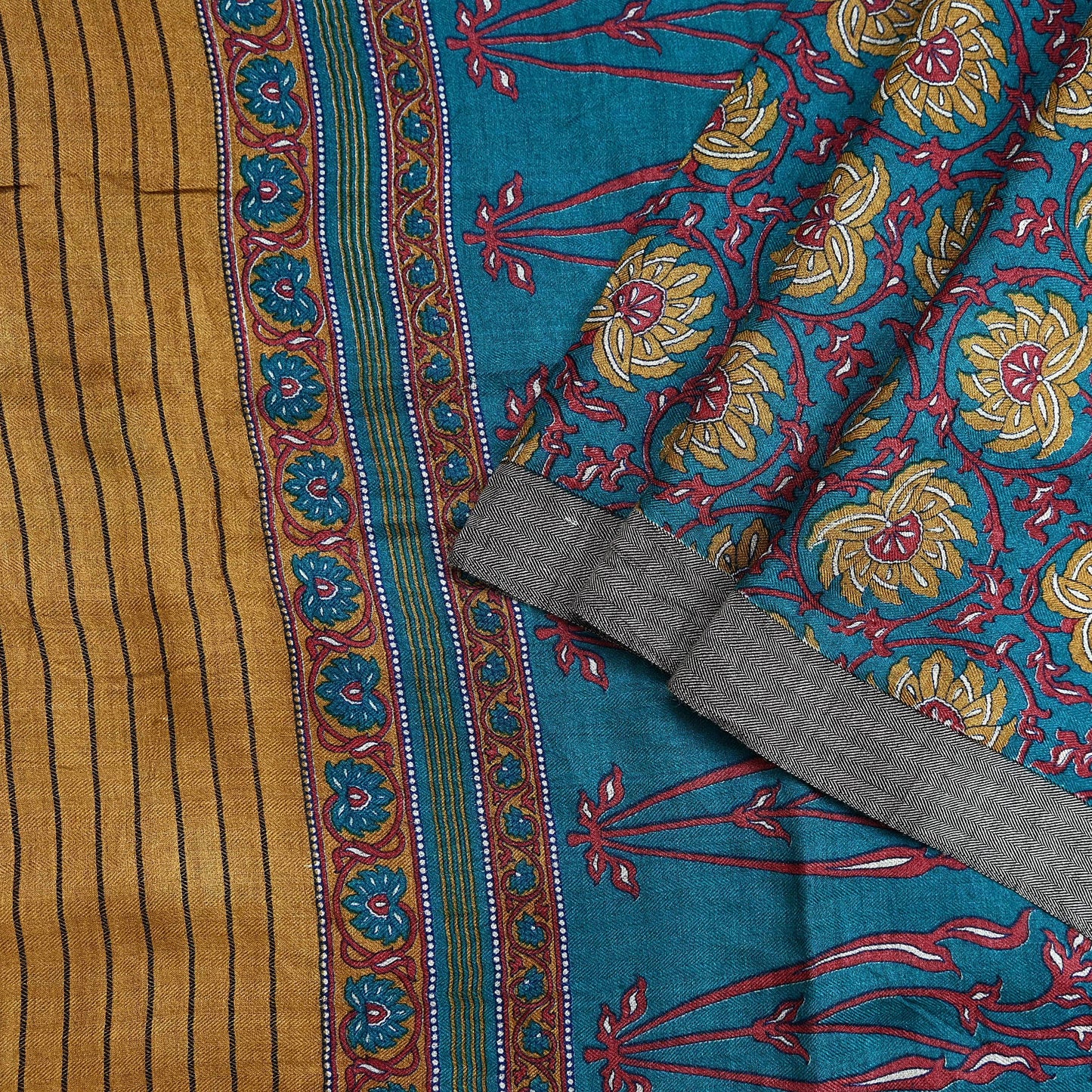 Vintage Green Wool Saree Indian Pure Wool Floral Woven Fabric 5 Yard Soft Warm Winter Textile for Dressmaking & Sewing Crafts