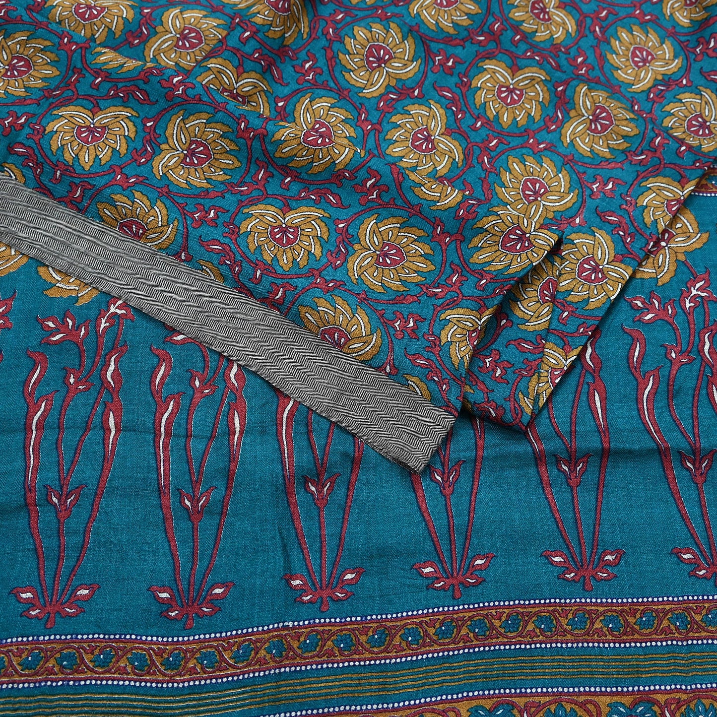Vintage Green Wool Saree Indian Pure Wool Floral Woven Fabric 5 Yard Soft Warm Winter Textile for Dressmaking & Sewing Crafts