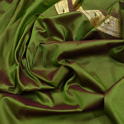 Indian Vintage Heavy Green Kanjivaram Saree 100% Pure Silk Zari 5Yd Floral Crafting Dress making Crafting Quilting Bollywood Saree