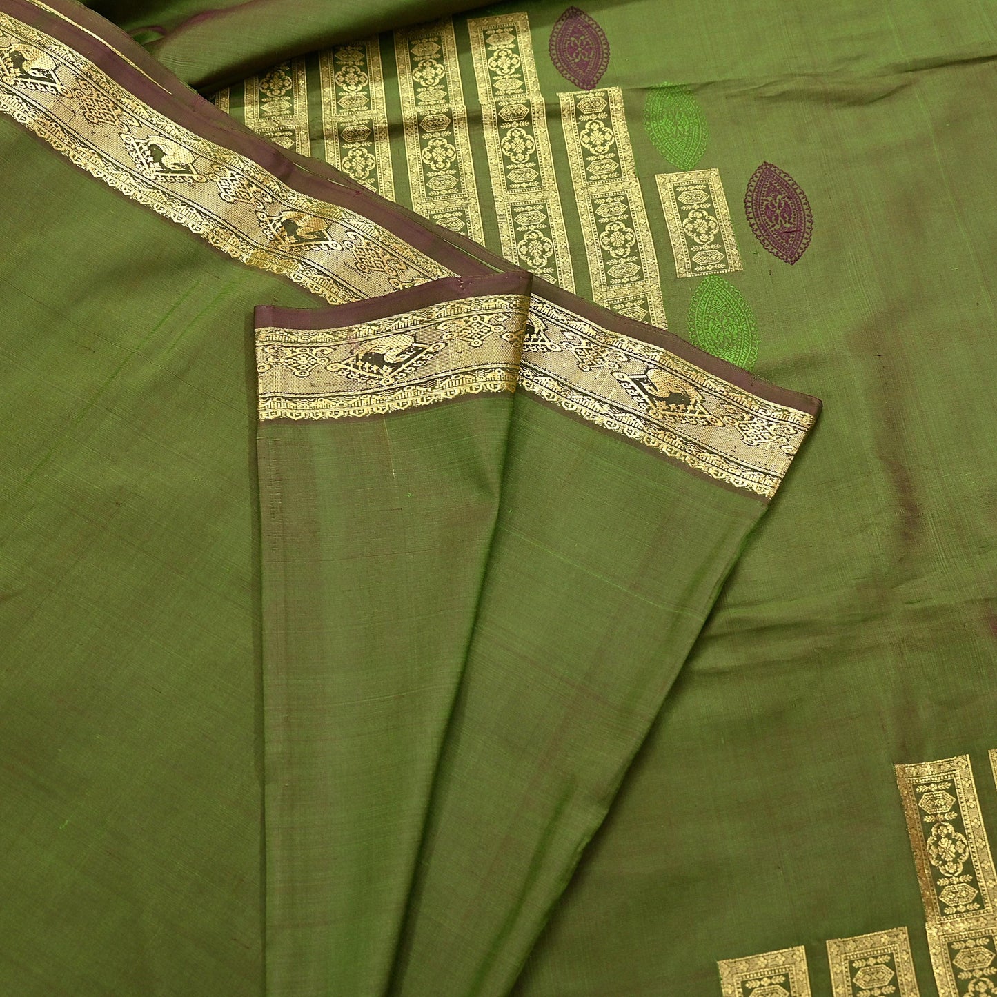 Indian Vintage Heavy Green Kanjivaram Saree 100% Pure Silk Zari 5Yd Floral Crafting Dress making Crafting Quilting Bollywood Saree