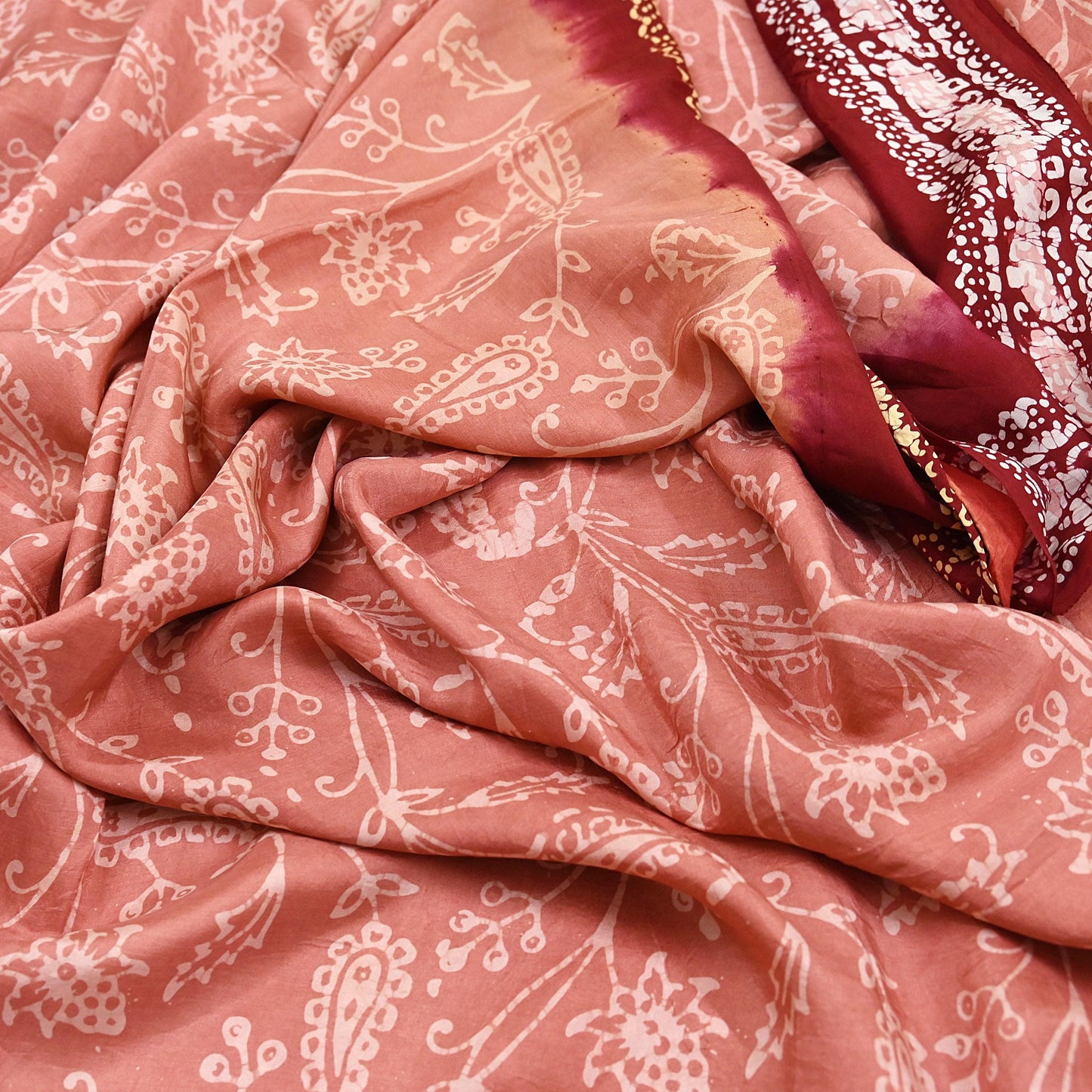 Indian Vintage Sarees Batik Printed 100% Pure Silk Sari Craft Fabric 6Yd Soft Sewing Sarong Wrap Boho Dress Making For Crafting Quilting