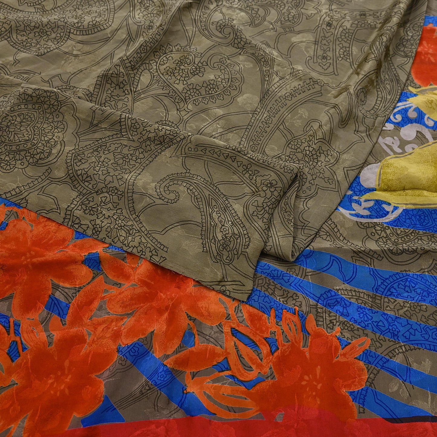 Indian Vintage Green & Multi Pure Crepe Silk Saree Floral Print 5 Yards Soft Sewing Fabric for Dressmaking, Quilting, Crafting Upcycling