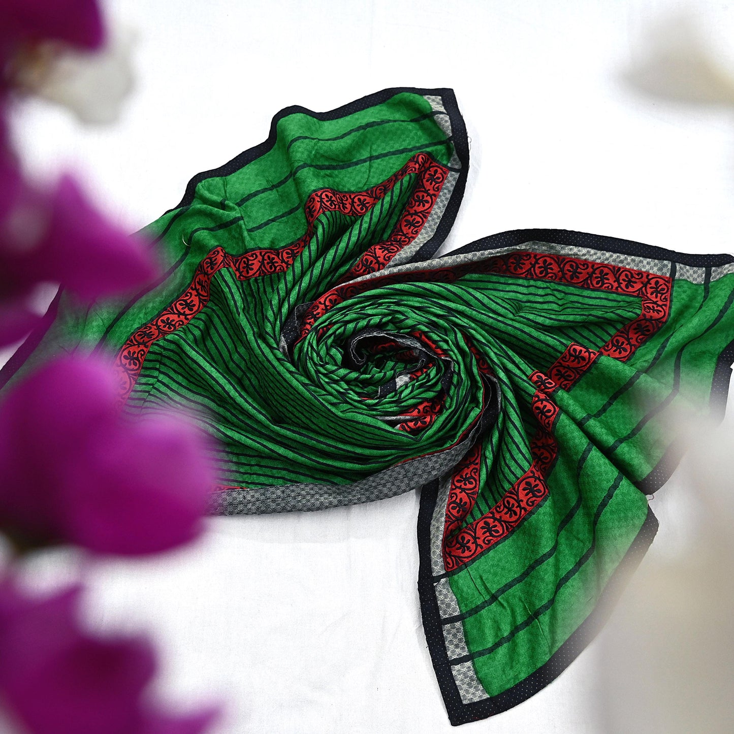 Indian Vintage Green Long Stole Pure Woolen Scarf Printed Dupatta Infinity Scarves Sarong Wrap Veil Woman Hijab Shawl Craft Fabric
