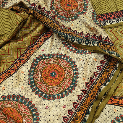 Indian Vintage Sari Green Pure Silk Hand Embroidered Sarees 5Yd Craft Fabric Sewing soft Quilting Crafting Ethnic Bollywood sarees