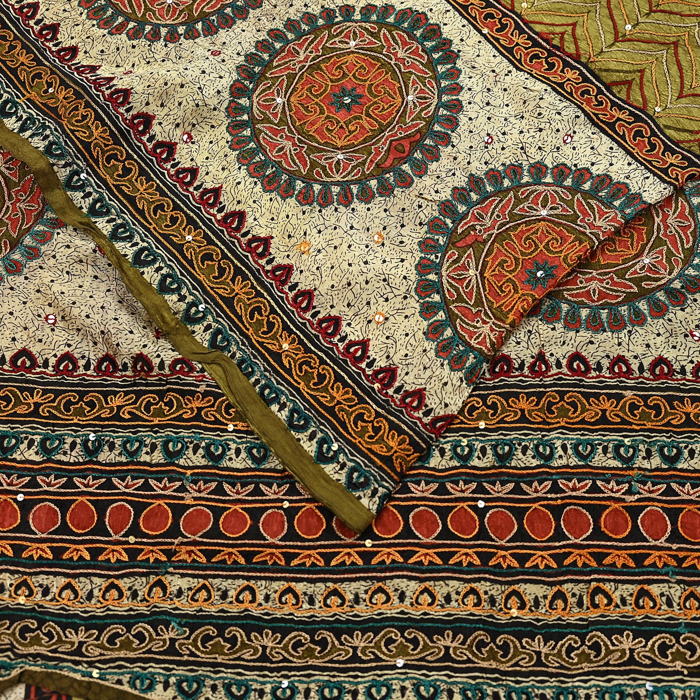Indian Vintage Sari Green Pure Silk Hand Embroidered Sarees 5Yd Craft Fabric Sewing soft Quilting Crafting Ethnic Bollywood sarees