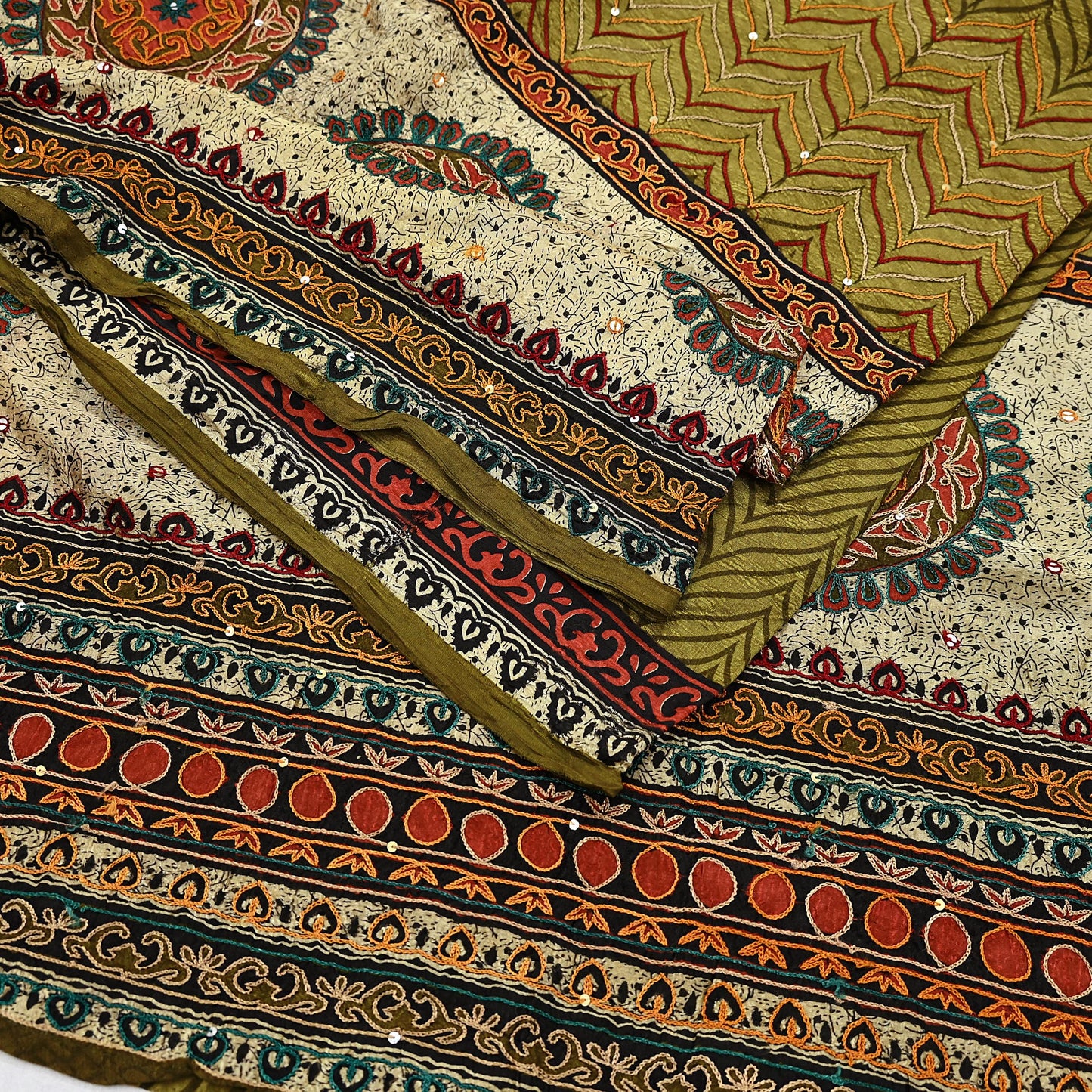 Indian Vintage Sari Green Pure Silk Hand Embroidered Sarees 5Yd Craft Fabric Sewing soft Quilting Crafting Ethnic Bollywood sarees