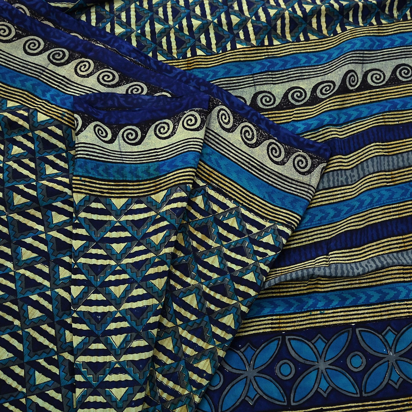 Indian Vintage Sari Green & Blue Pure Crepe Silk Printed Saree 5yard Sewing Quilting Geometric Soft Craft Fabric Wrap