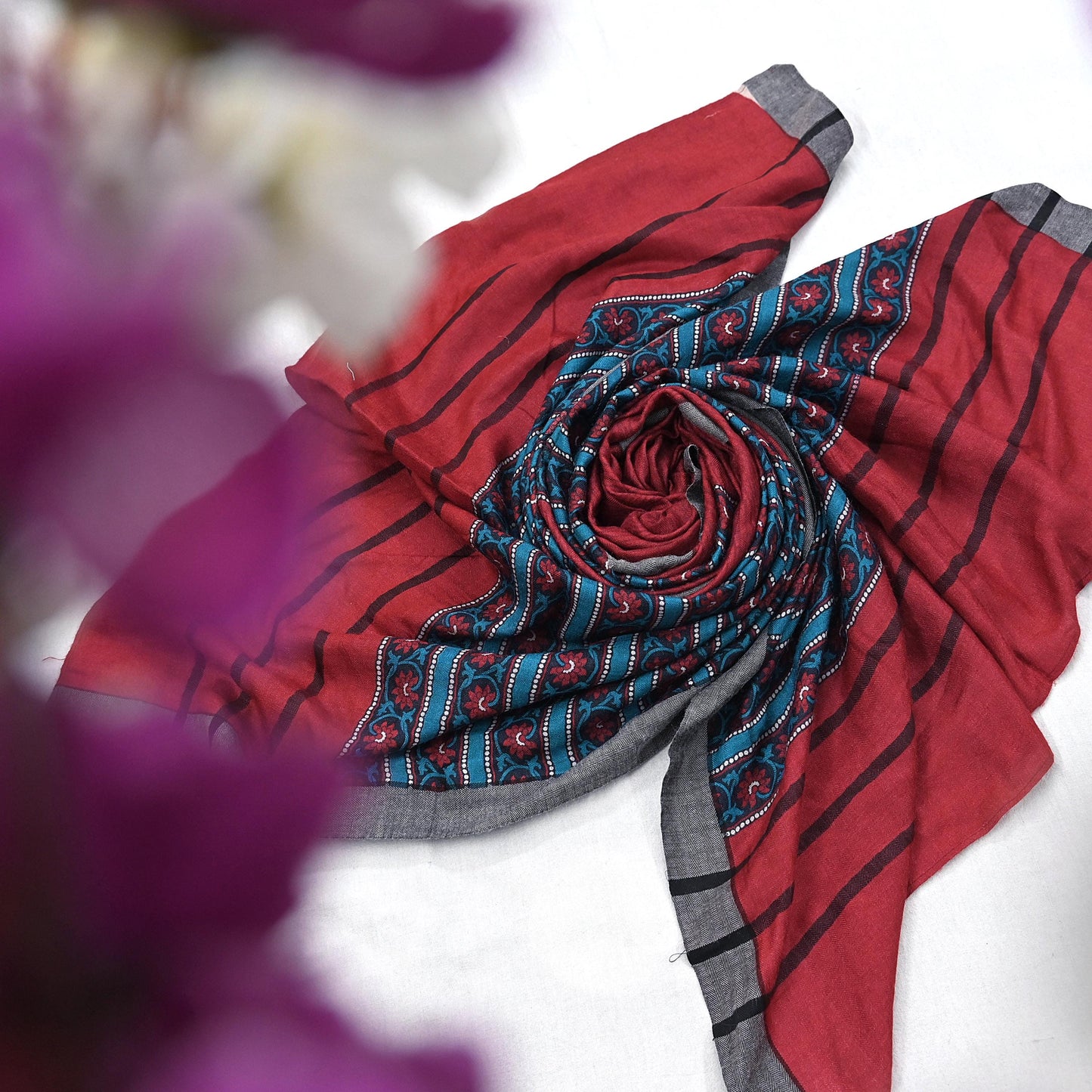 Vintage Red Stole Pure Wool Printed Dupatta Scarf Shawl Wrap Floral Long Winter Scarf for Women, Hijab, Christmas Gift