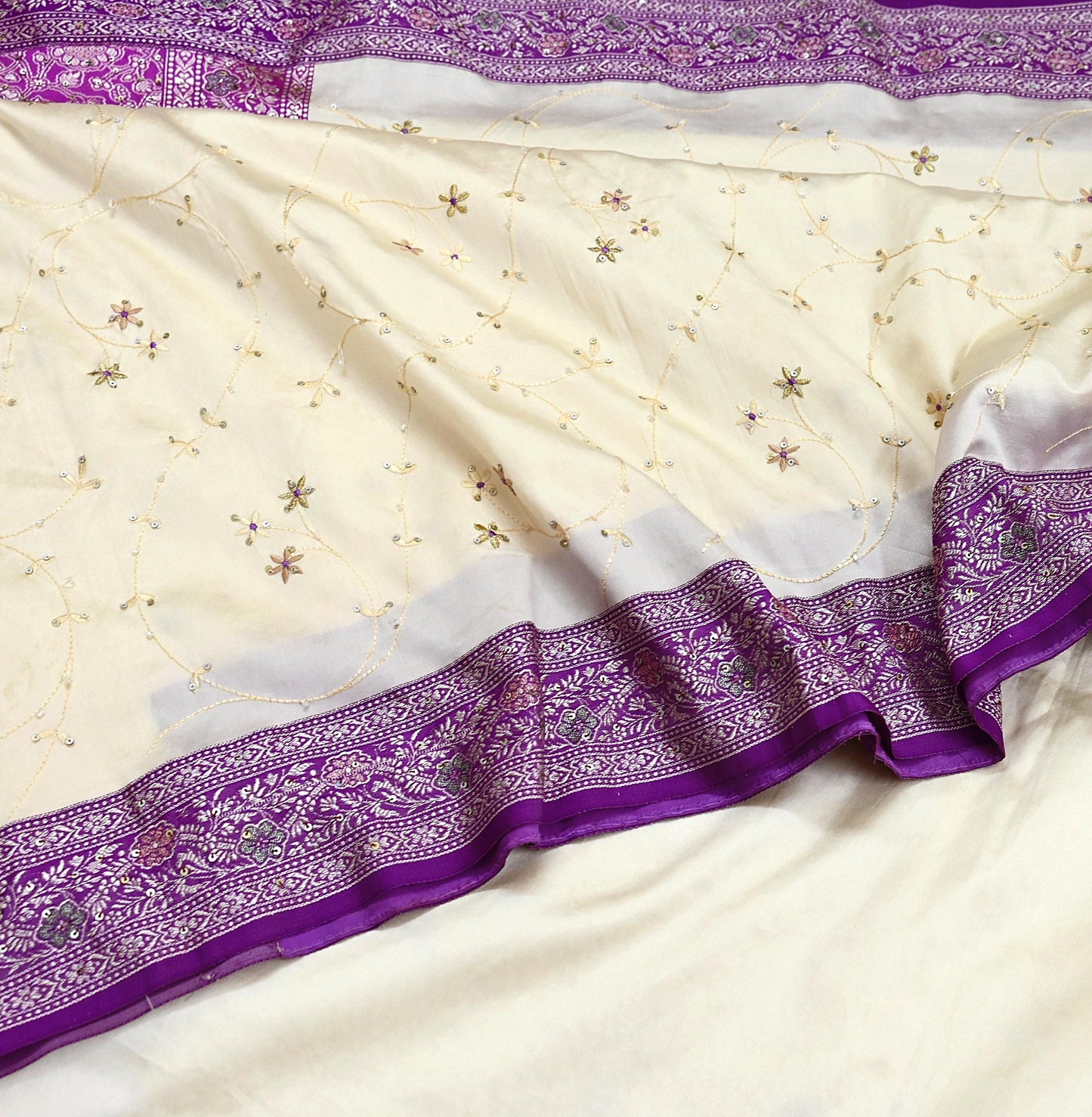 Indian Vintage Sari Purple & White Artificial Silk Hand Embroidered Sarees Craft Fabric 5Yd Sewing Soft Sequins Upcycle Dress Making