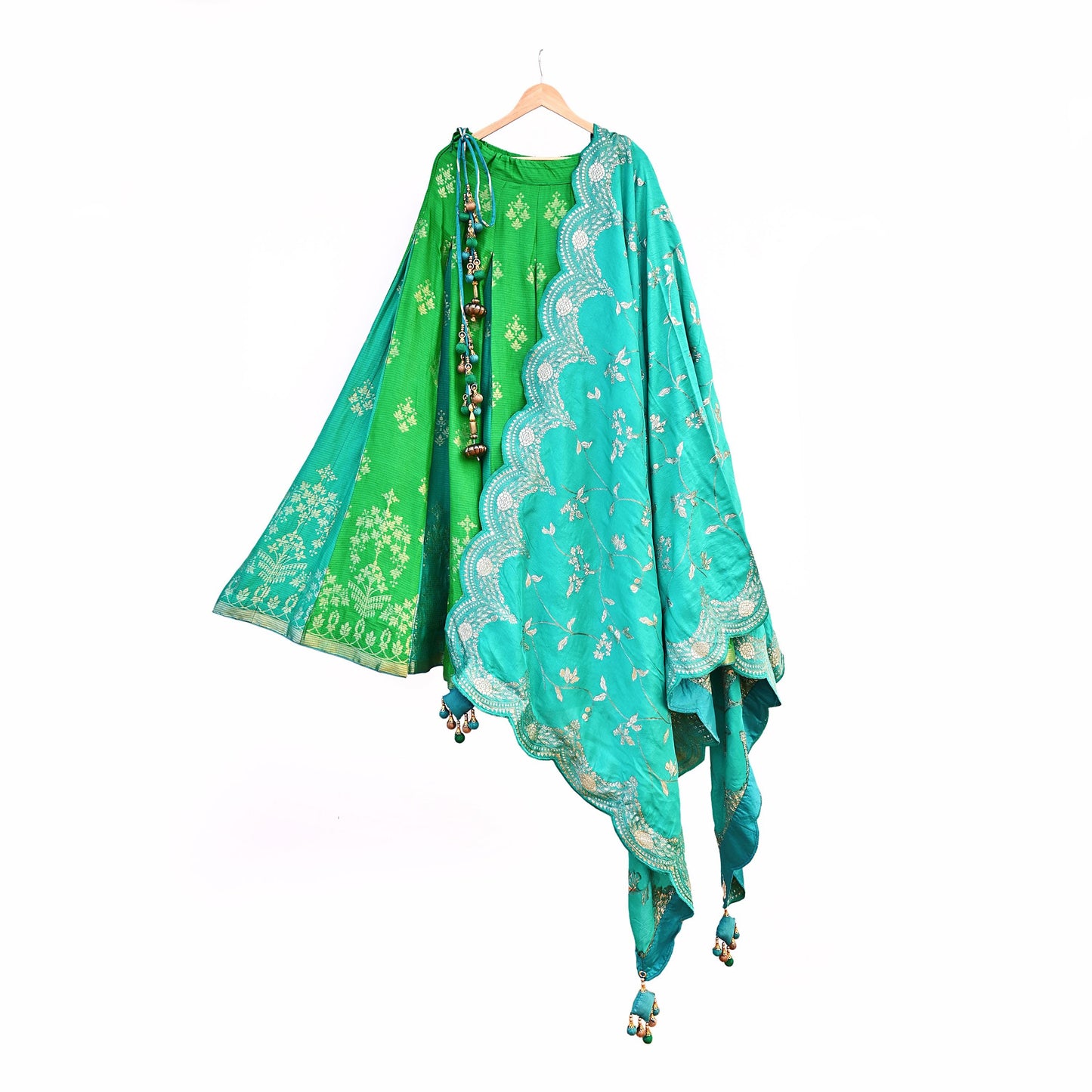 Abu Jani Bridal Lehenga Set Green Banarasi Raw Silk Handwoven Designer Couture Outfit Wedding Lehenga with Dupatta