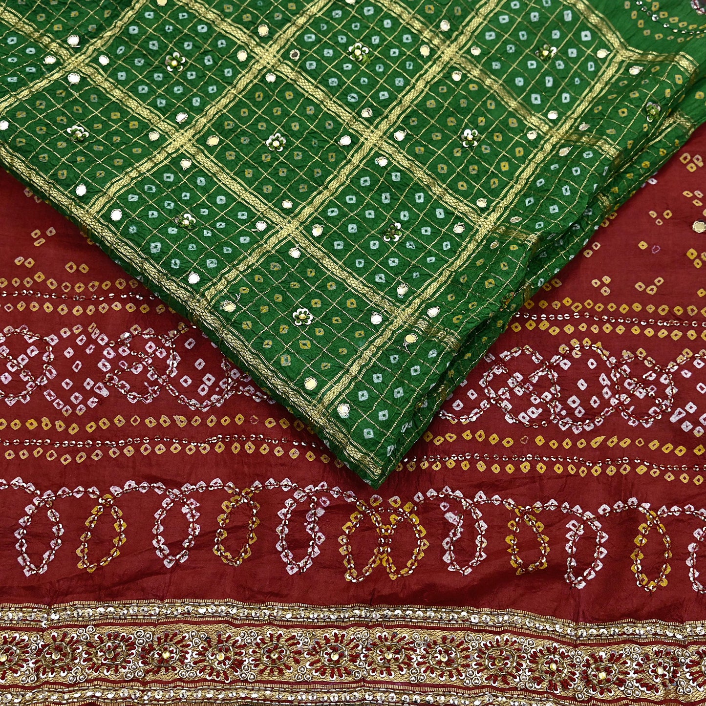 Indian Vintage Red & Green Saree Hand Embroidered Bandhani Printed Sari 100% Pure Silk Fabric 5yard Soft Craft Fabric Beaded
