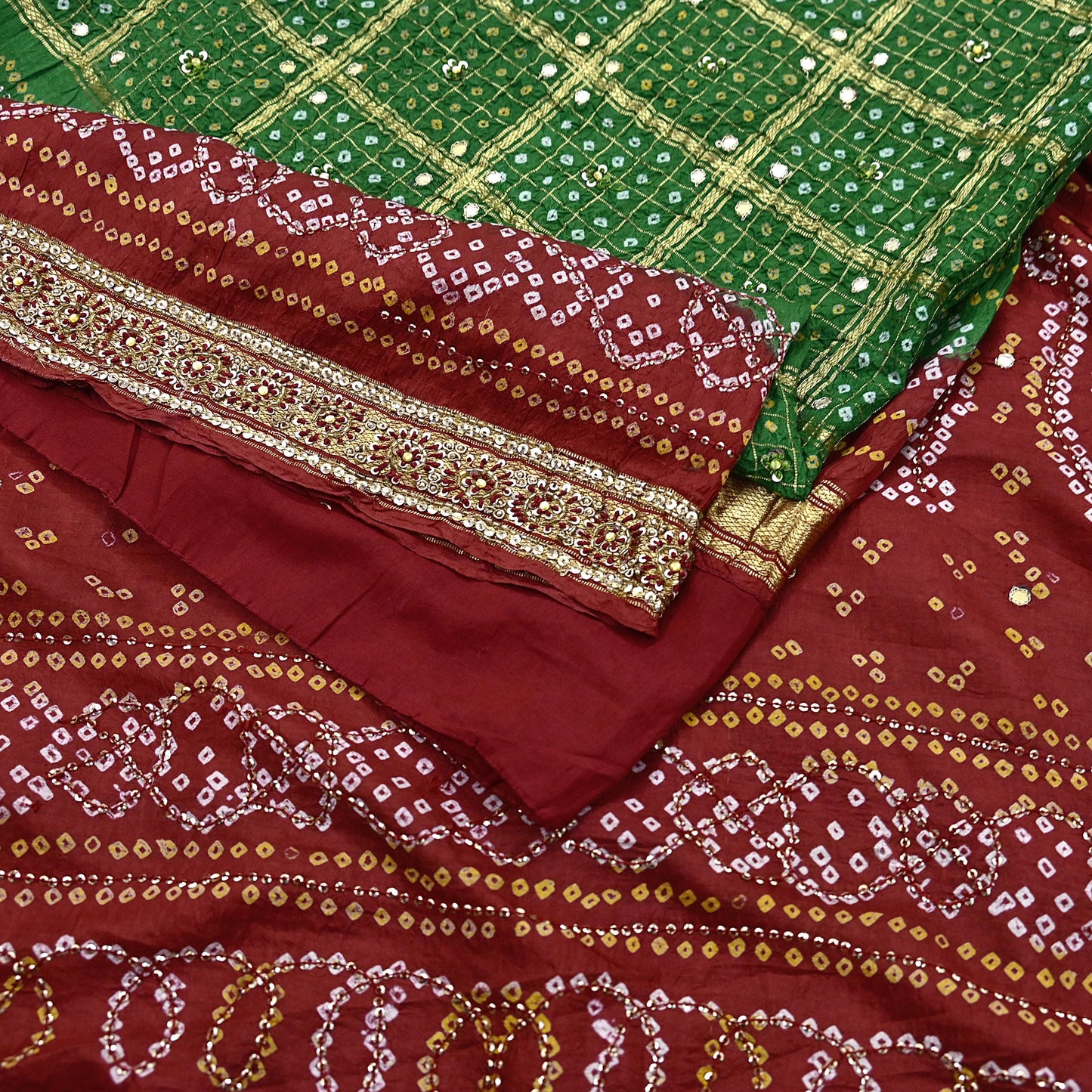 Indian Vintage Red & Green Saree Hand Embroidered Bandhani Printed Sari 100% Pure Silk Fabric 5yard Soft Craft Fabric Beaded