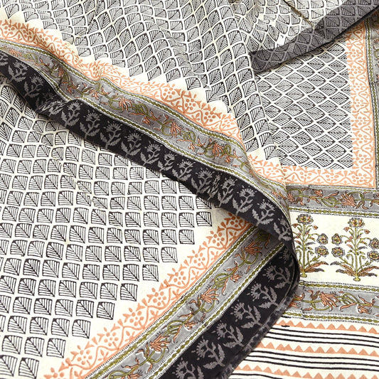 Indian Vintage Black & Ivory Saree Pure Woolen Woven Printed Sari Warm Craft Fabric 5Yd Woven Border Dress making Crafting Designing