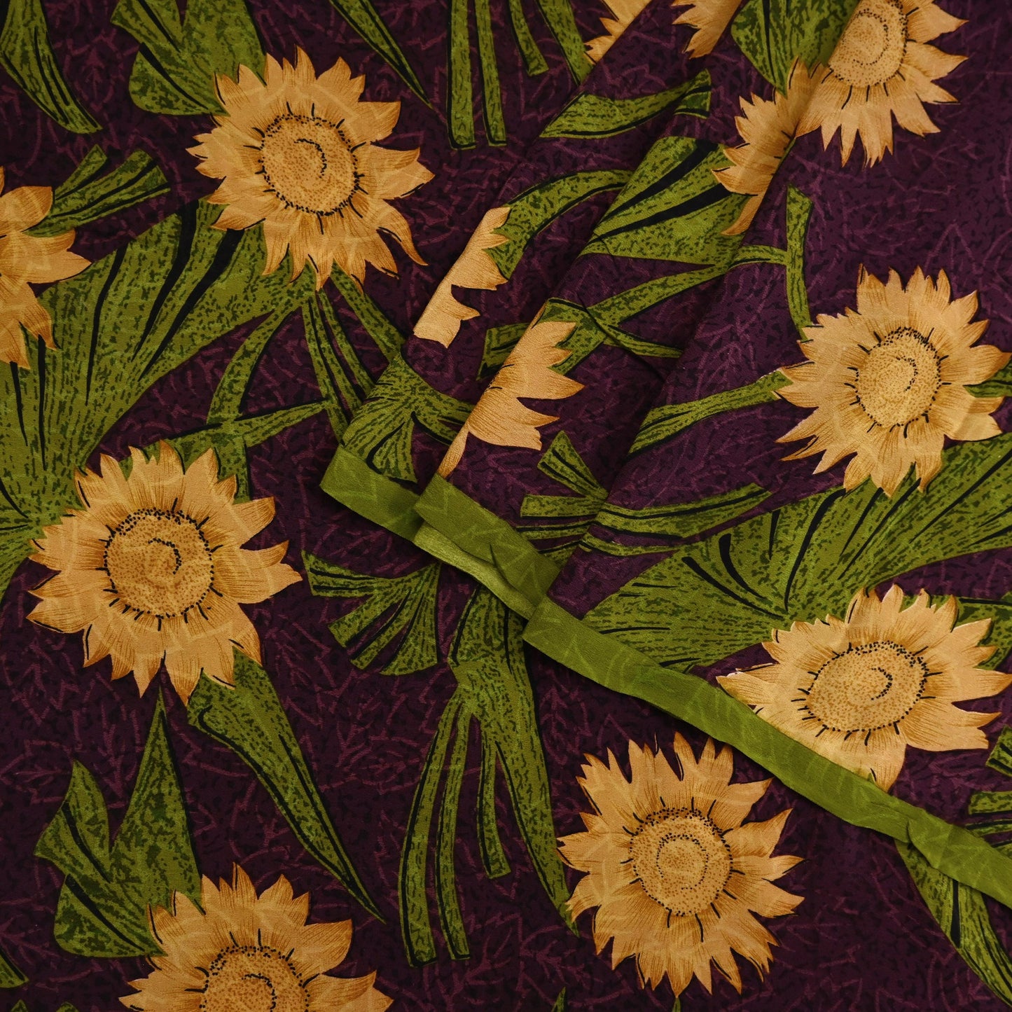 Indian Vintage Sari Green & Purple Pure Crepe Silk Printed Saree 5yard Sewing Sun Flower Soft Craft Fabric Wrap