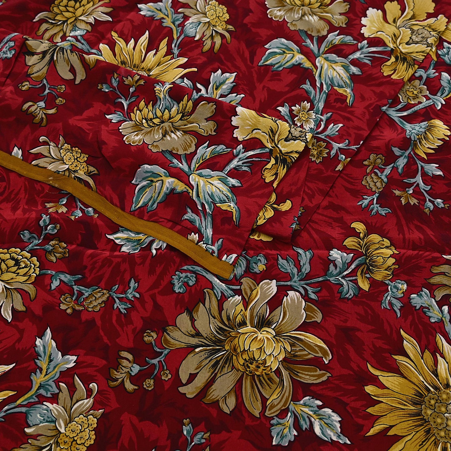 Indian Vintage Sari Red Pure Crepe Silk Printed Saree 5yard Sewing Quilting Floral Soft Craft Fabric Wrap