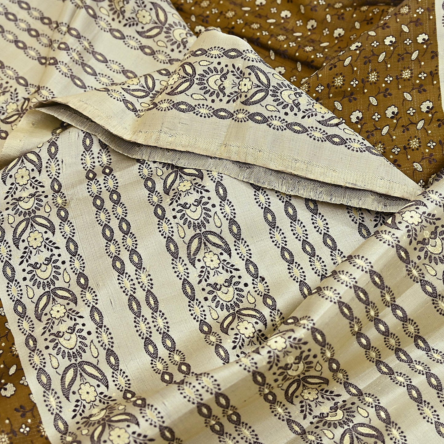 Vintage Green Banarasi Silk Saree Pure Satin Silk Handwoven Tanchoi Fabric with Floral Weave 5 Yard Dressmaking Craft Material
