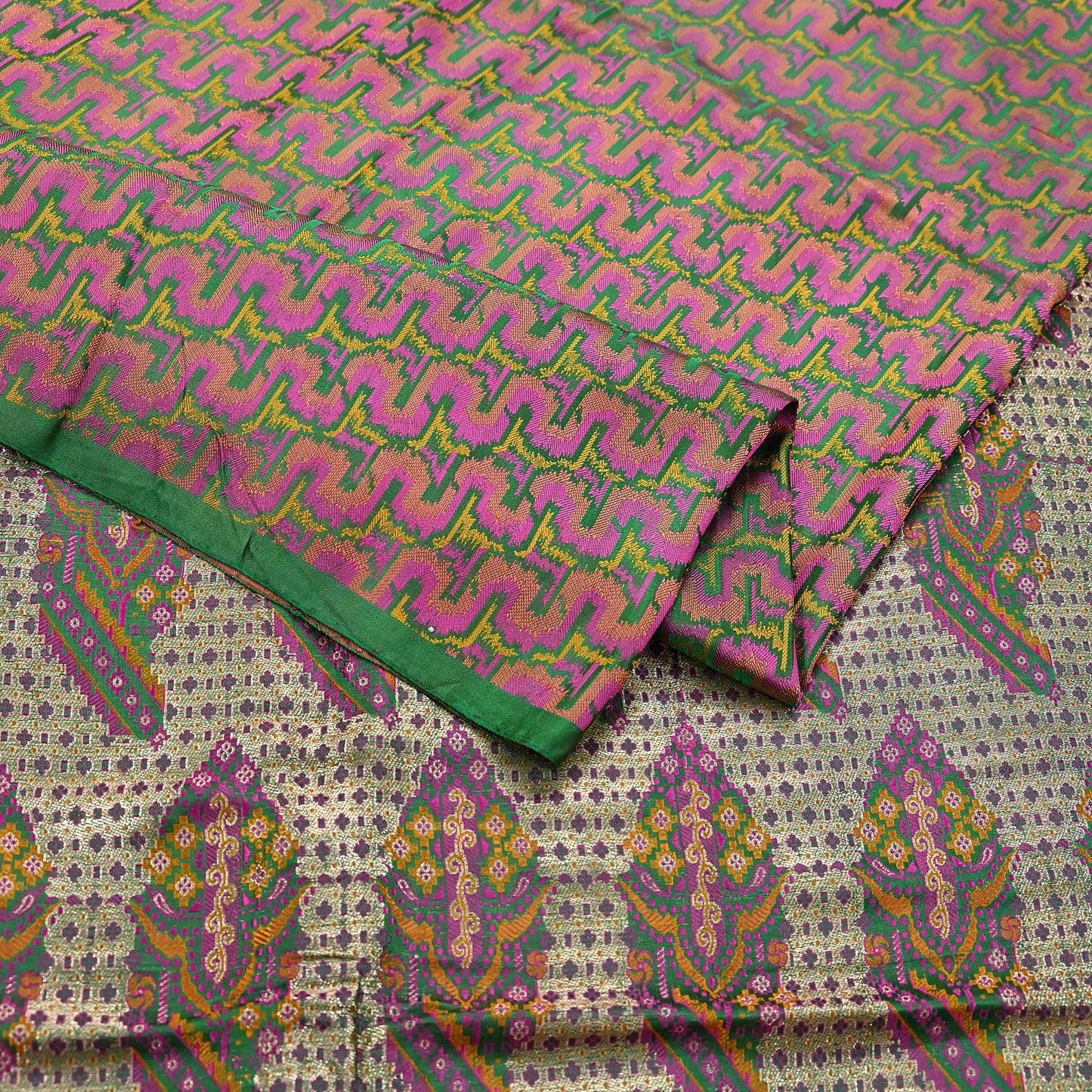 Vintage Green Banarasi Silk Saree Pure Satin Silk Handwoven Tanchoi Fabric with Paisley Weave 5 Yard Dressmaking Craft Material