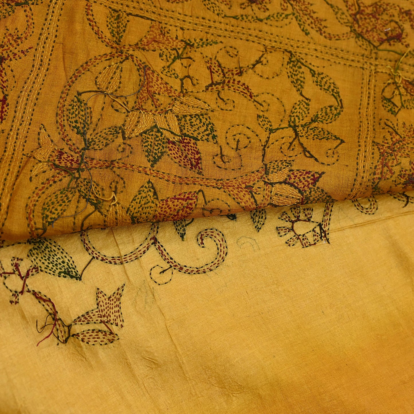 Indian Vintage Saffron Saree 100% Pure Silk Hand Embroidered Kantha Sari Fabric 5Yd Sewing Floral Sequin