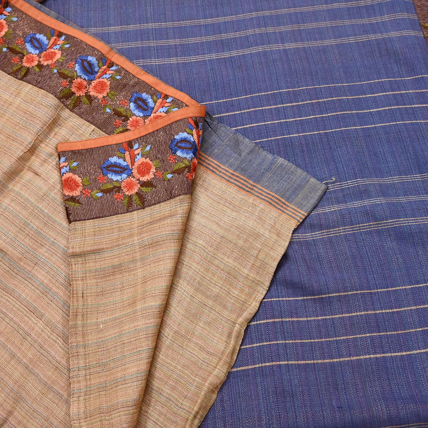 Vintage Blue beige Green Wool Saree Indian Pure Wool Floral Woven Fabric 5 Yard Soft Warm Craft Material for Winter Dressmaking & Sewing