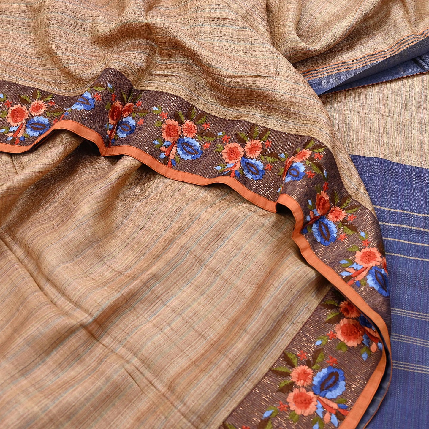 Vintage Blue beige Green Wool Saree Indian Pure Wool Floral Woven Fabric 5 Yard Soft Warm Craft Material for Winter Dressmaking & Sewing