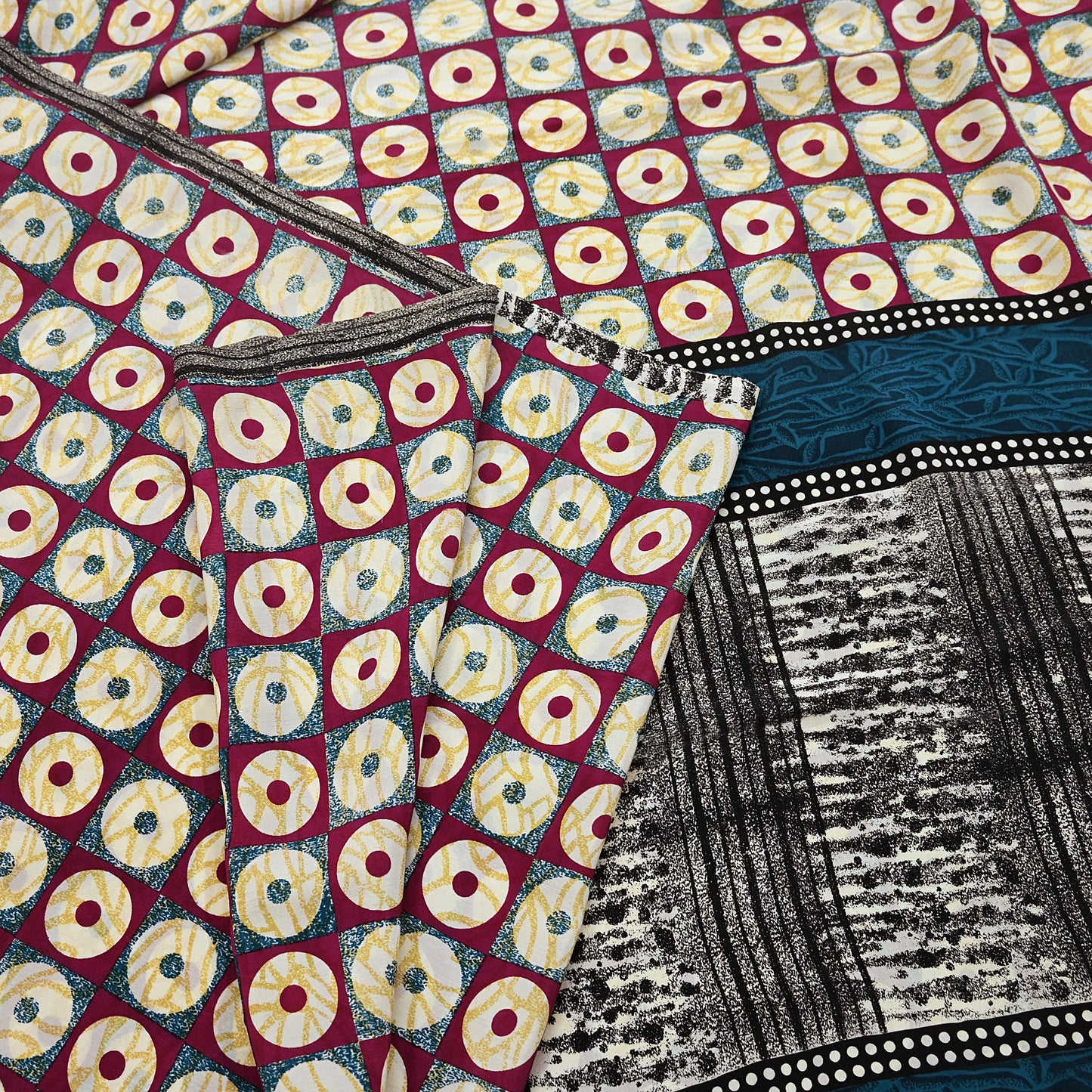 Indian Vintage red & Blue Pure Crepe Silk Saree Floral Print 6 Yards Soft Sewing Fabric for Dressmaking, Quilting, Crafting Upcycling