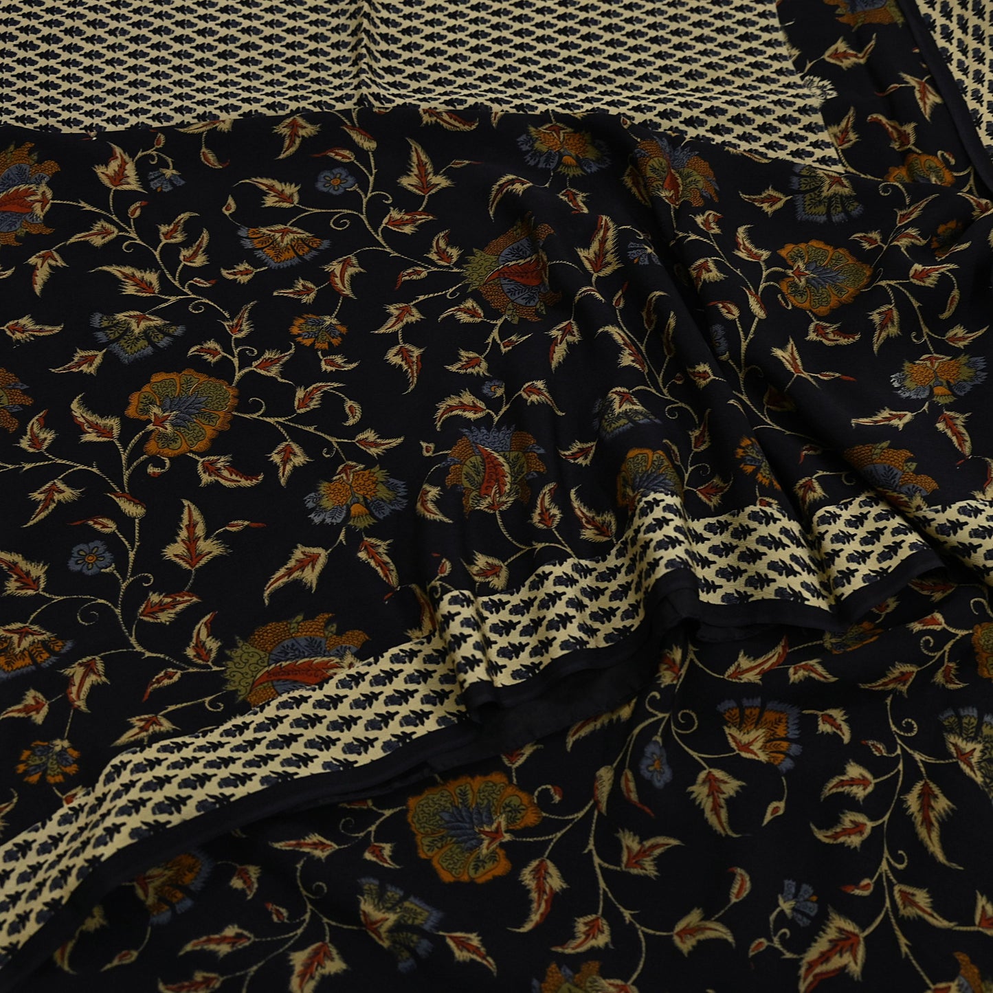 Indian Vintage Sari black & green Pure Crepe Silk Printed Saree 5yard Sewing Quilting Floral Soft Craft Fabric Wrap