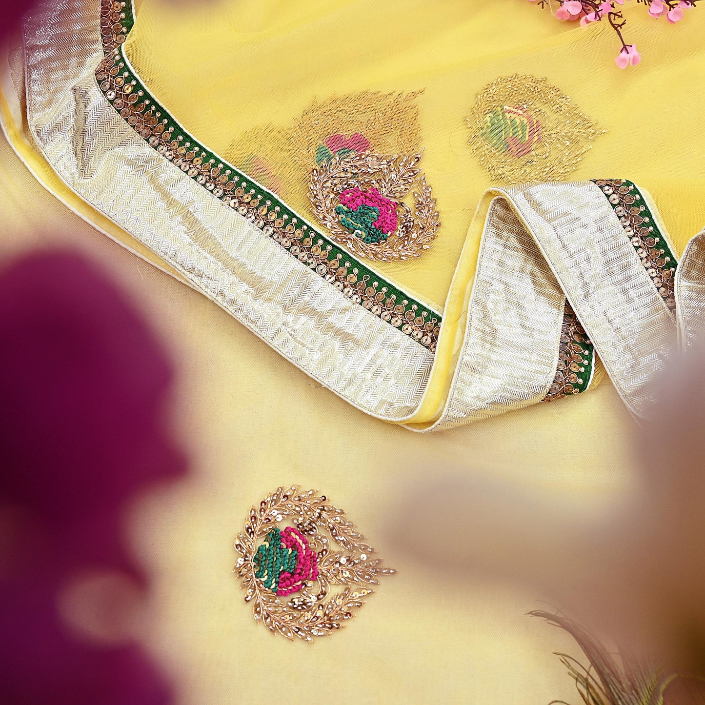 Indian Heavy Sari Yellow Net/Mesh Hand Embroidered Sarees Designer Abu Jani 6Yd Sewing Ethnic Zardozi/ Dabka With Blouse fabric