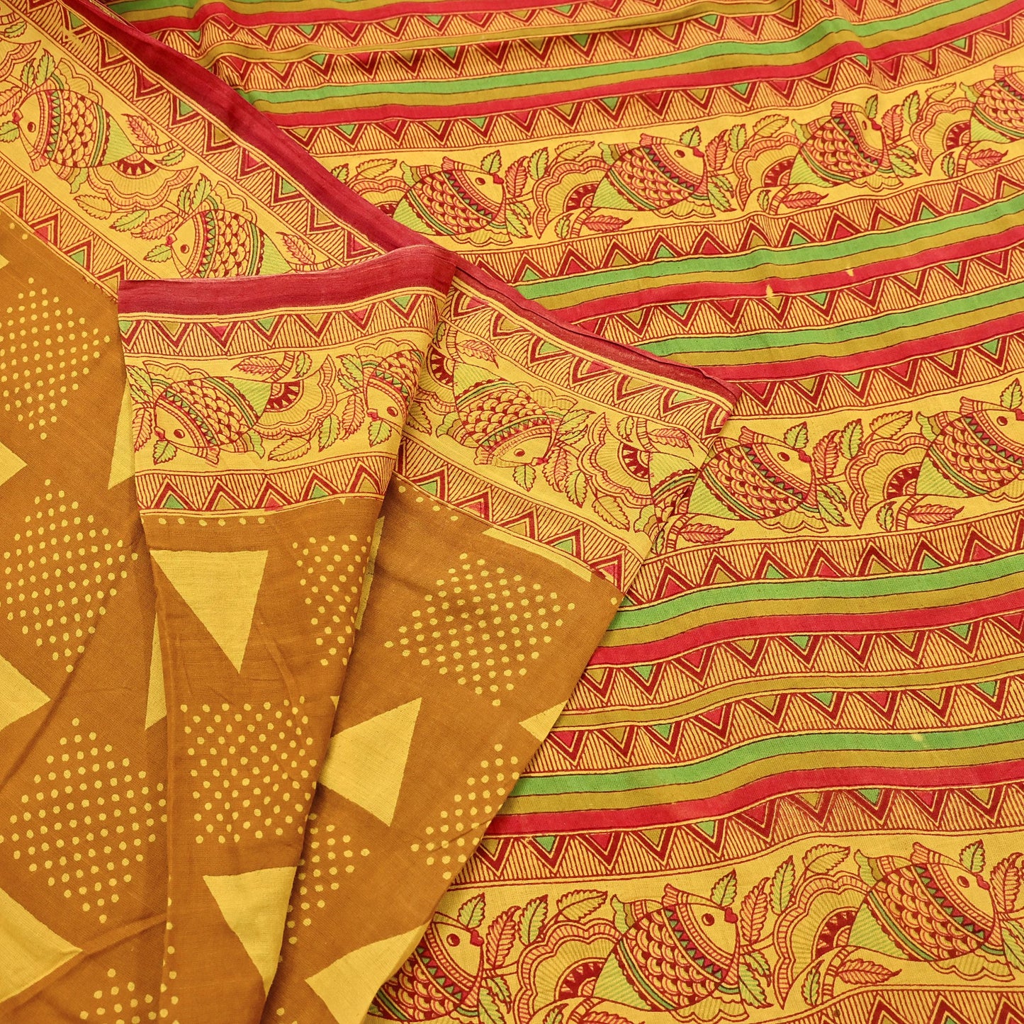 Indian Vintage Mustard & yellow Sari Kalamkari Printed Pure Cotton Saree Fabric Soft Floral 5Yd Sarong Wrap Fabric Fish
