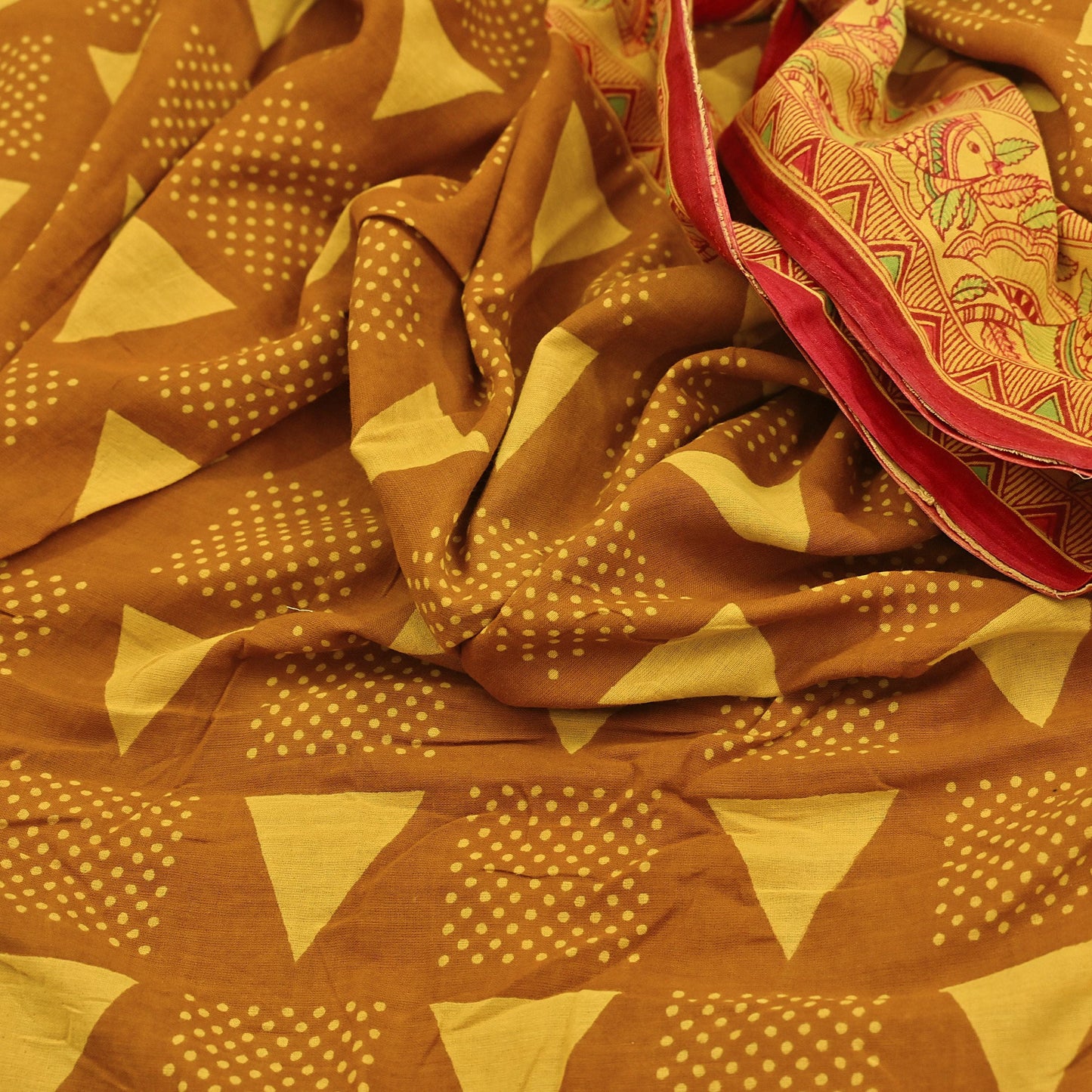 Indian Vintage Mustard & yellow Sari Kalamkari Printed Pure Cotton Saree Fabric Soft Floral 5Yd Sarong Wrap Fabric Fish