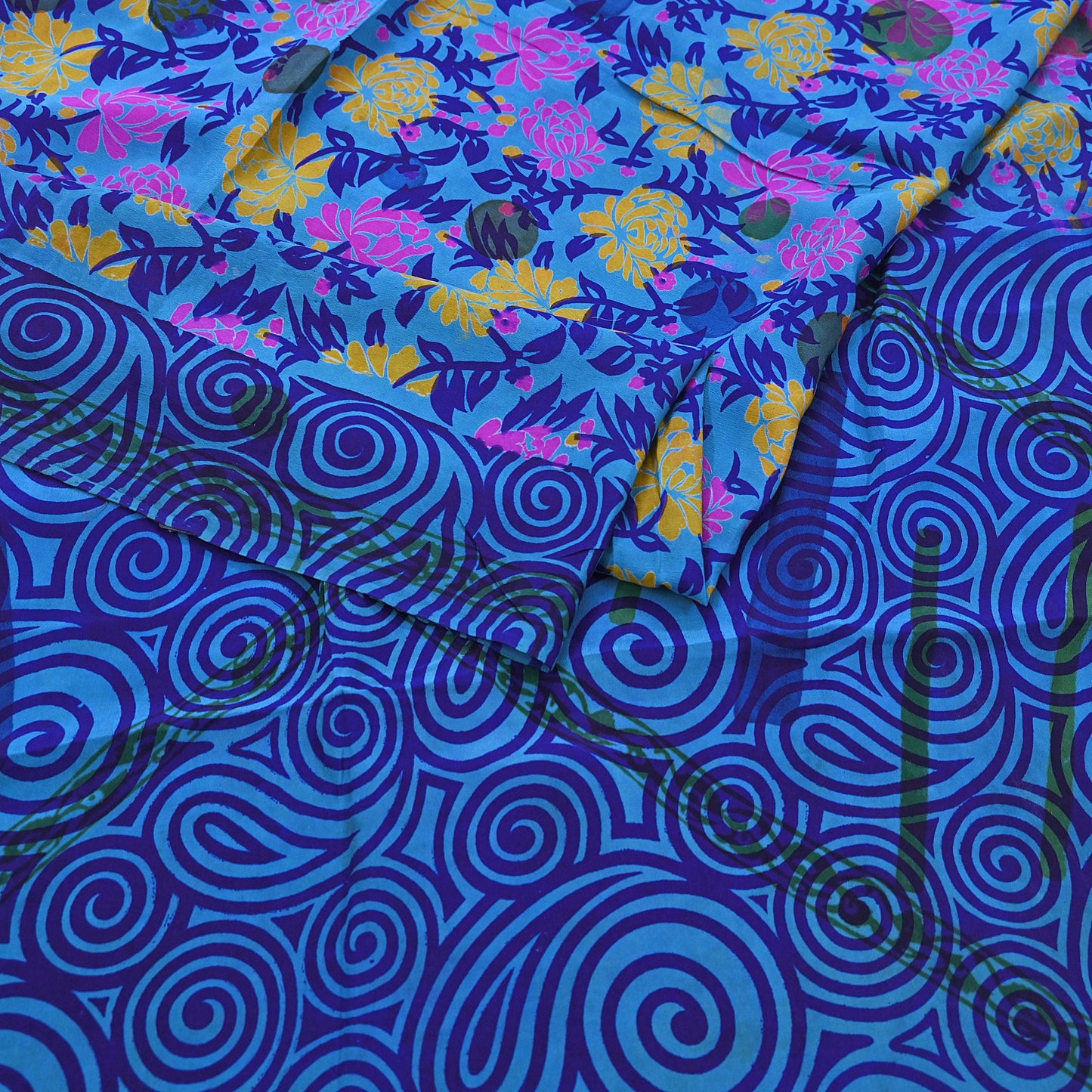 Indian Vintage blue Pure Crepe Silk Saree Floral Print 5 Yards Soft Sewing Fabric for Dressmaking, Quilting, Crafting Upcycling