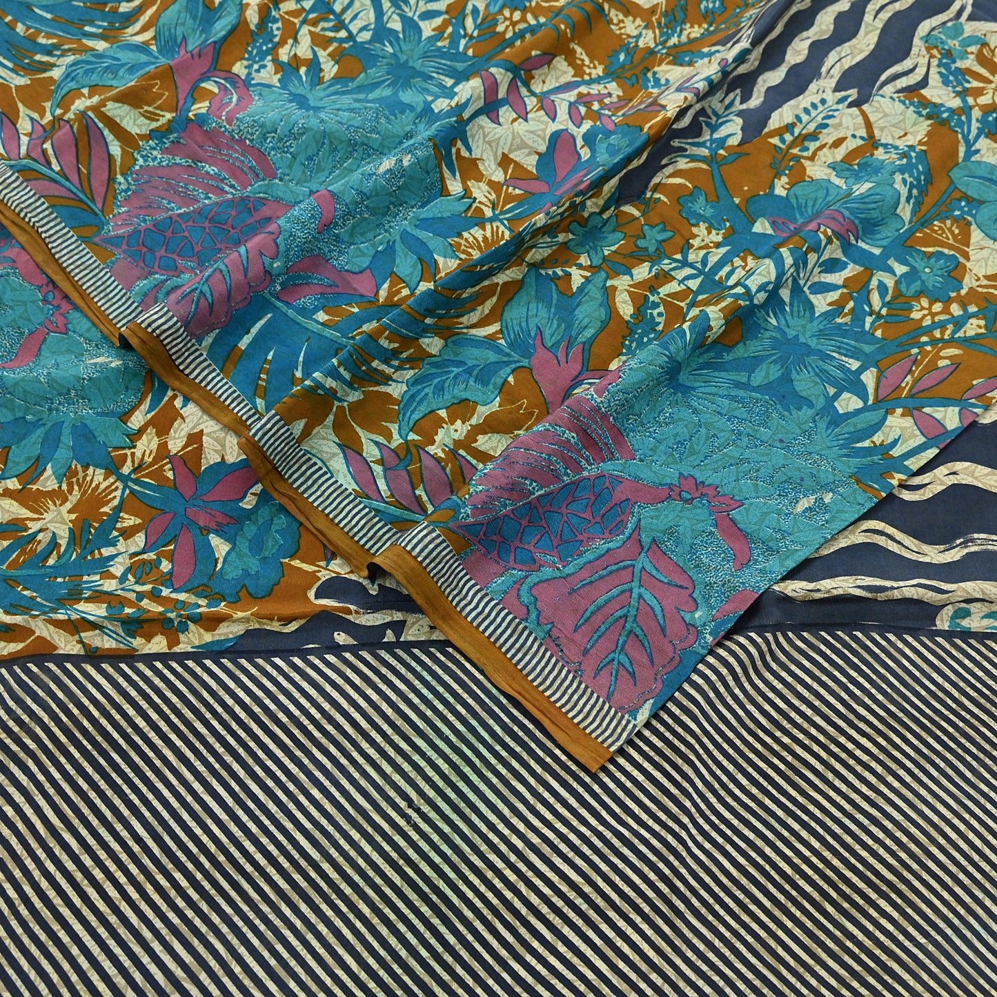 Indian Vintage Sari Ivory & Gray Pure Crepe Silk Printed Saree 5yard Sewing Quilting Floral Soft Craft Fabric Wrap